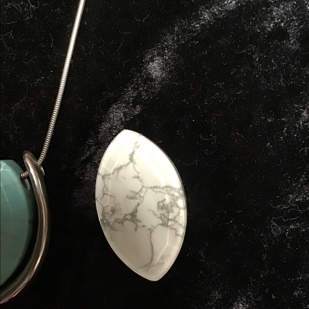 Necklace - Picture 3 of 3